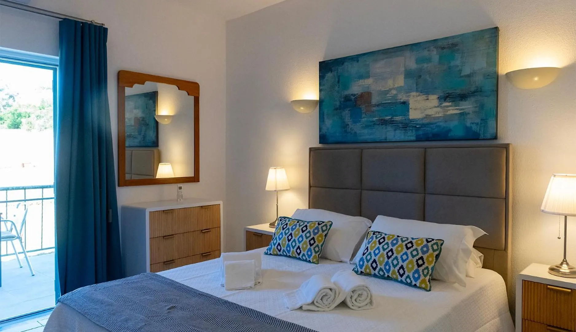 Apartamentos - Solar Vale Covo Carvoeiro  Carvoeiro (Lagoa)